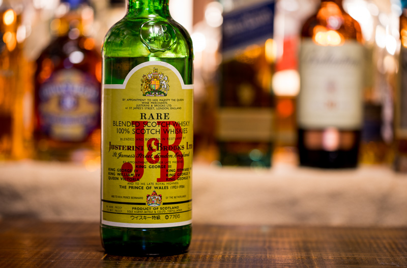 酒：J&B レア、推定1990年代のチョイ古酒・安物ブレンデッドスコッチ
