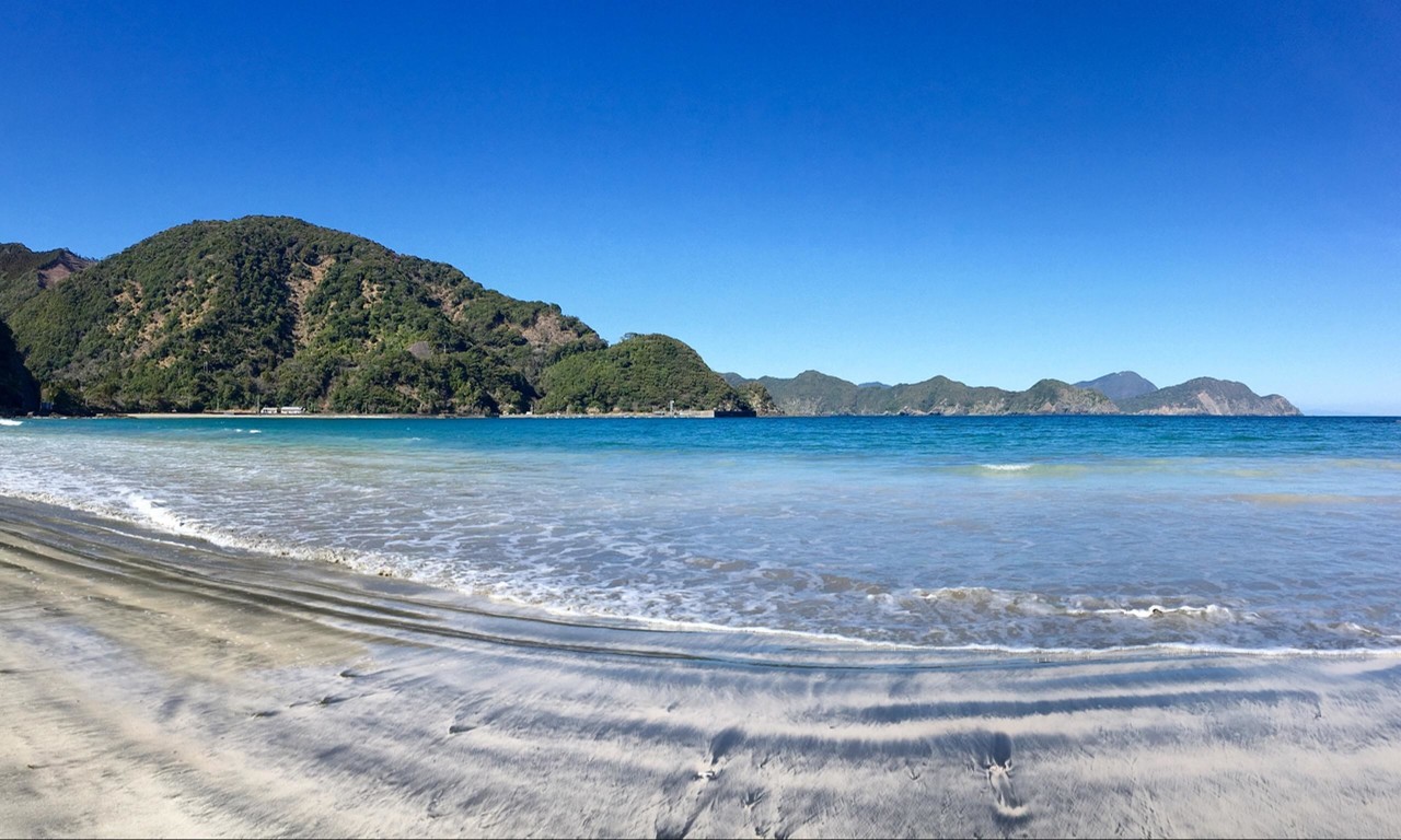 大分県最南端の海 波当津海岸 おおの たつや Note