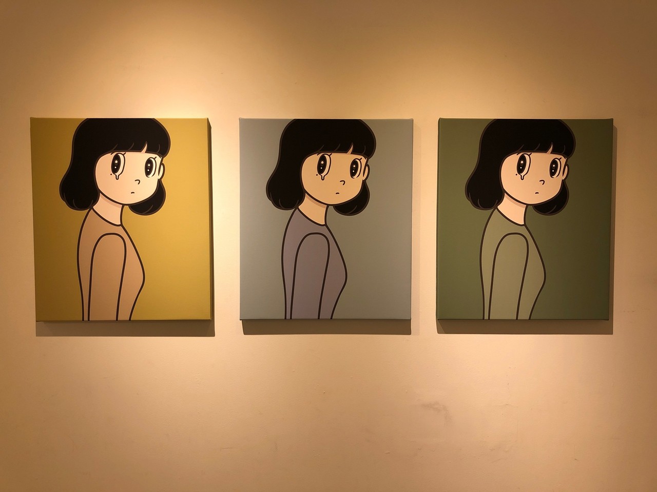 ハシヅメユウヤさんの描く泣く女性 Yuya Hashizume Art Exhibition Eyewater Beyond オオツボマアク Maark Note