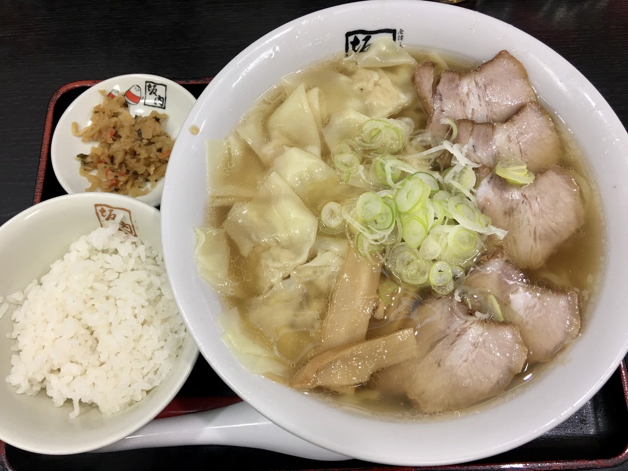 わんたんラーメン半ライス付き 坂内小法師汐留シティセンター店 おぐ Note