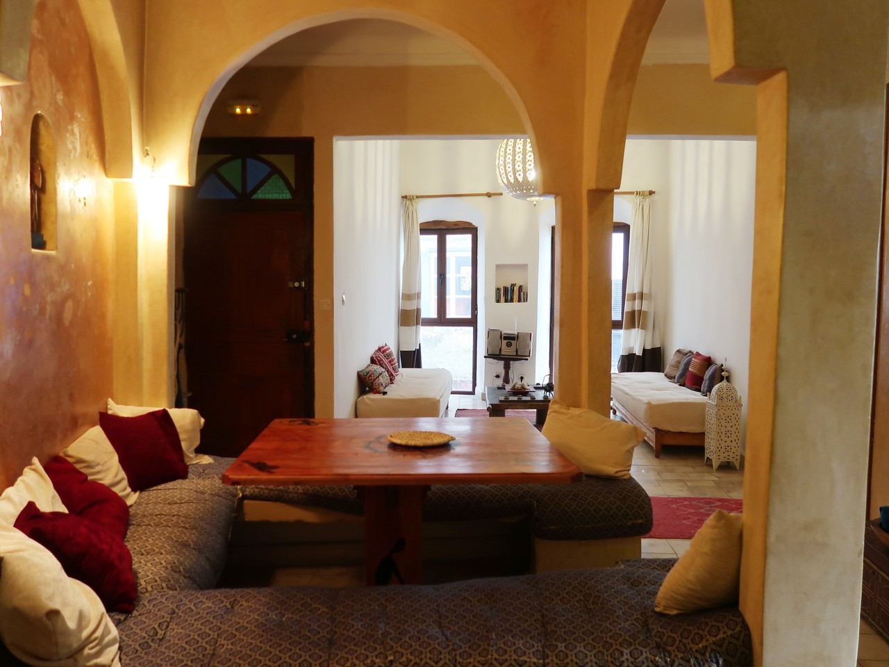 モロッコ インテリアと雑貨の素敵な家でルームツアー リヤド モロッコ風ホテル Ami Huis Ami Kawanishi Note