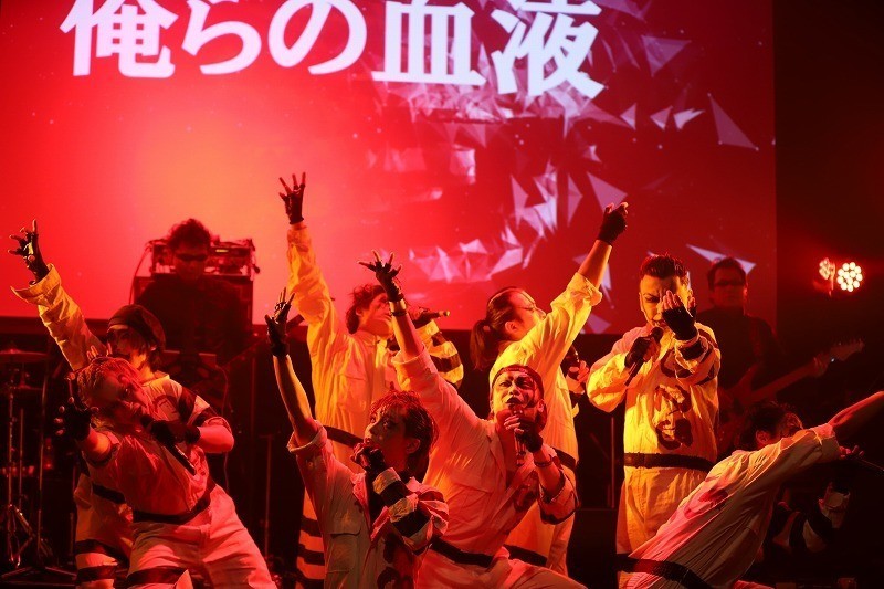 生き逃げ Tsutaya O West公演を無観客生ライブ配信で敢行 彼らは画面の向こうの仲間たちに向かって叫んだ 見せてやるよ 俺たちだけのユートピアを と 長澤智典 Note