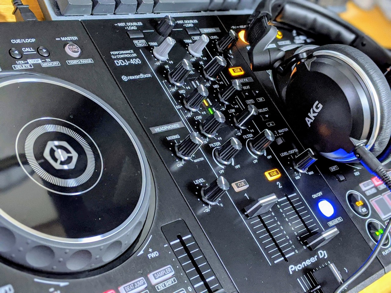 DDJ-400を買ってPCDJ環境を作った｜R-9