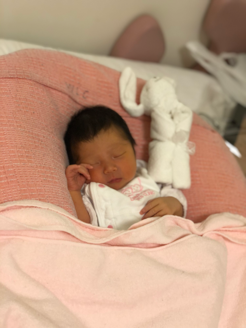 新生児 生後2カ月の赤ちゃんの成長記録 母乳 睡眠実録 税理士ママブログ Note