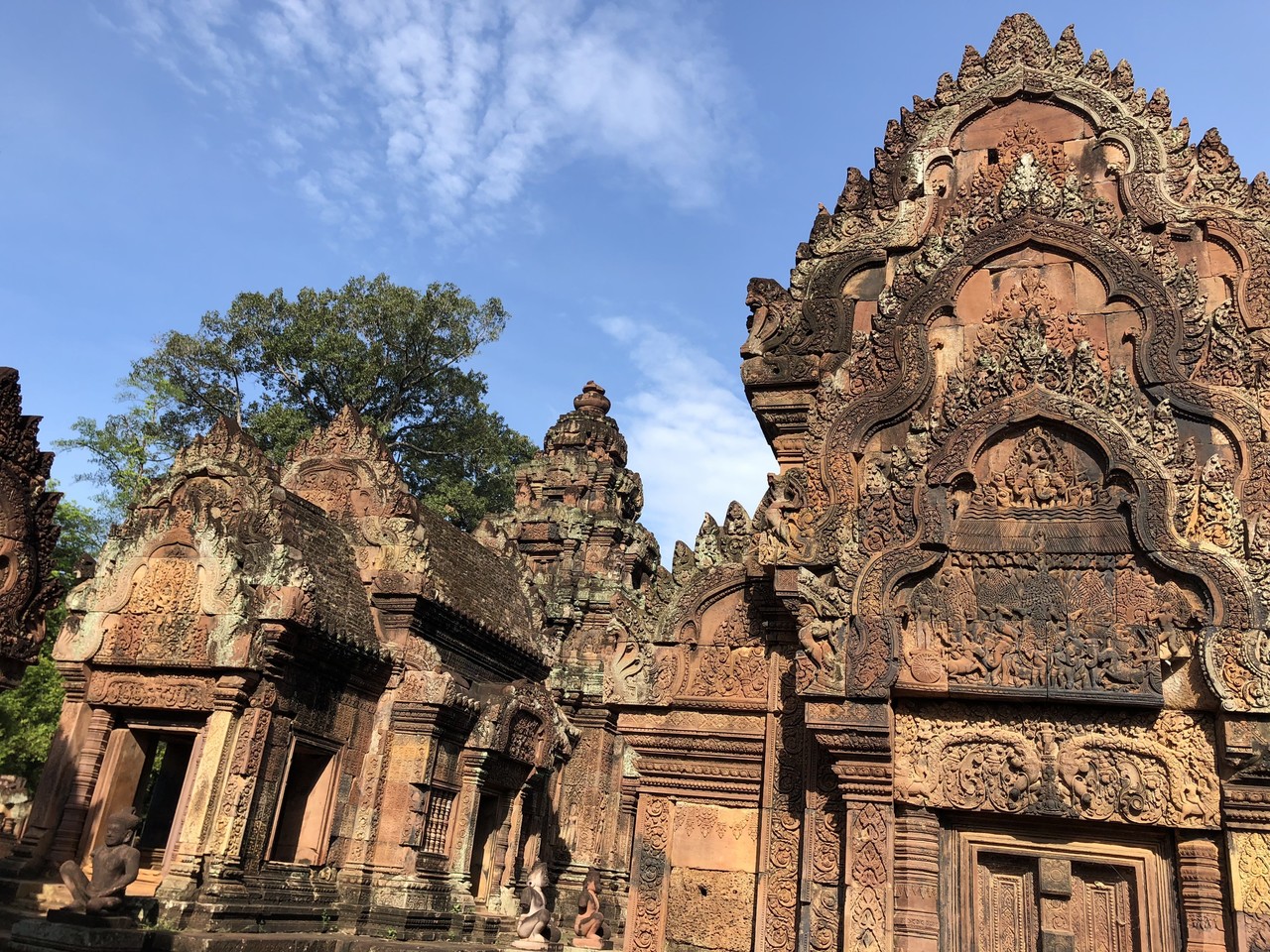 世界遺産バンテアイ スレイ半日観光ツアーに参加してみたよ カンボジア体験レポート パンダトラベル Pandabus Note