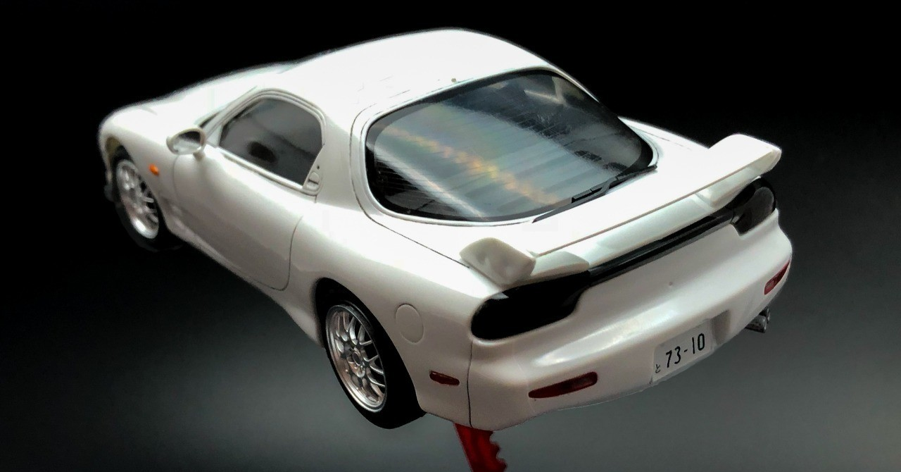 いま一番飛んでいて欲しい車のプラモデル：安室透のRX-7｜ぬのむ｜note